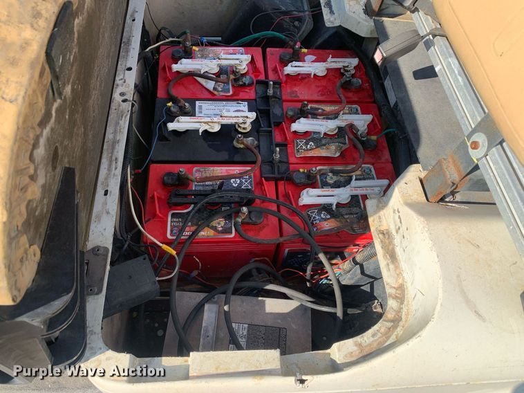 image for item JT9692 2008 EZGO TXT golf cart