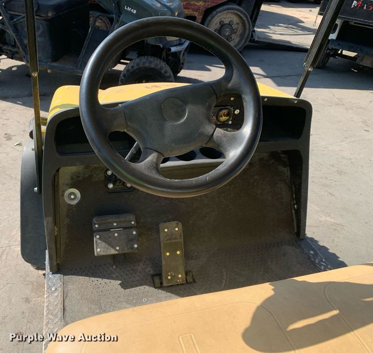 image for item JT9693 2012 EZGO golf cart