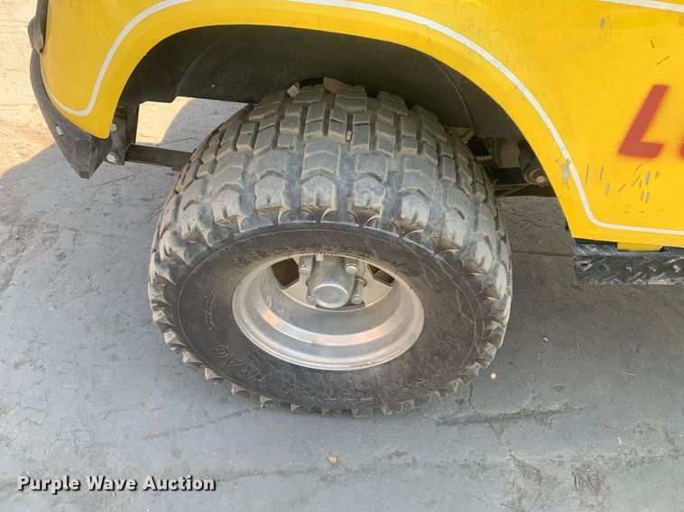 image for item JT9693 2012 EZGO golf cart