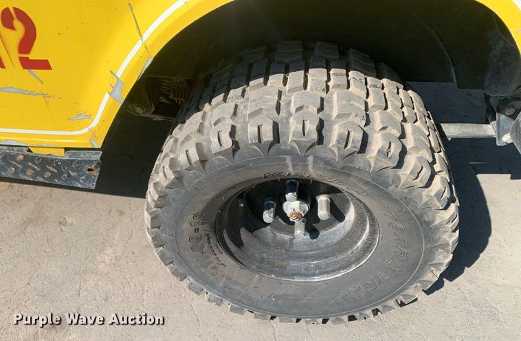 image for item JT9693 2012 EZGO golf cart