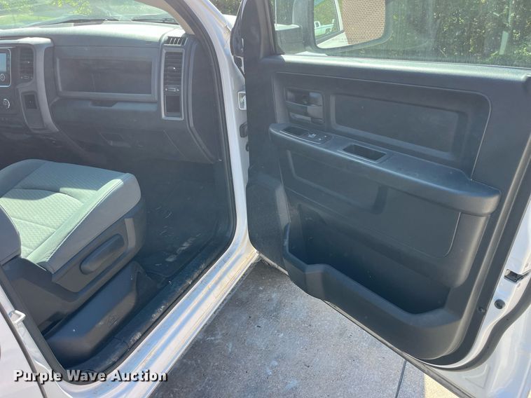 image for item LC9249 2014 Dodge Ram 1500 Quad Cab pickup truck
