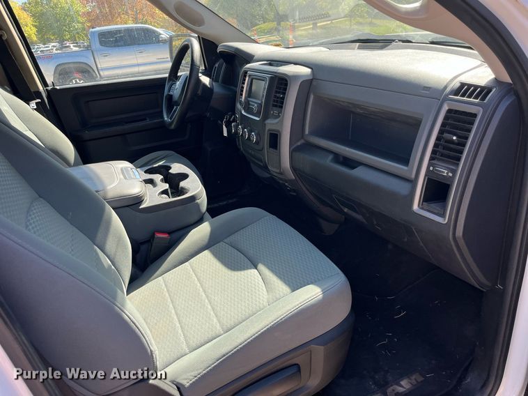 image for item LC9249 2014 Dodge Ram 1500 Quad Cab pickup truck