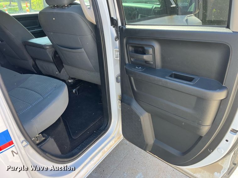 image for item LC9249 2014 Dodge Ram 1500 Quad Cab pickup truck