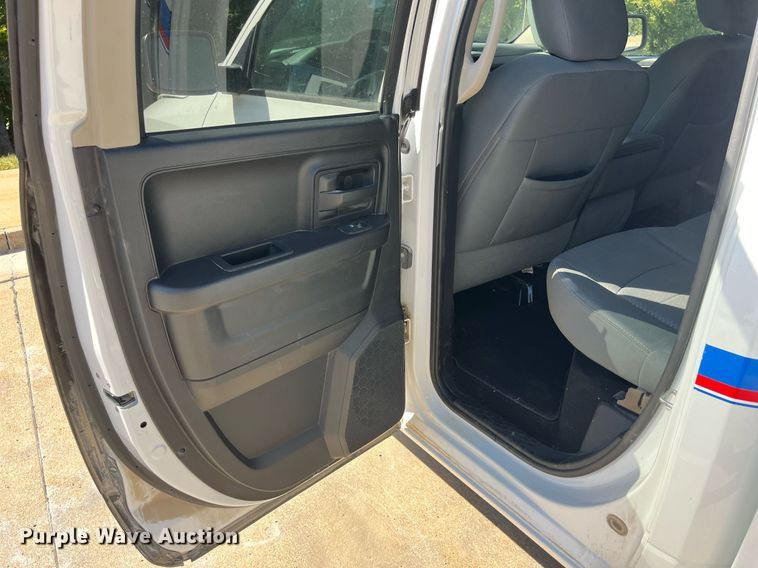 image for item LC9249 2014 Dodge Ram 1500 Quad Cab pickup truck