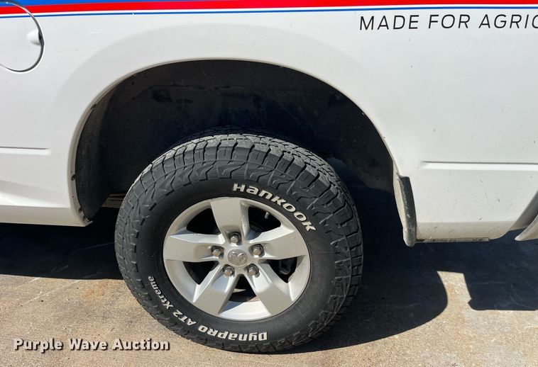 image for item LC9249 2014 Dodge Ram 1500 Quad Cab pickup truck
