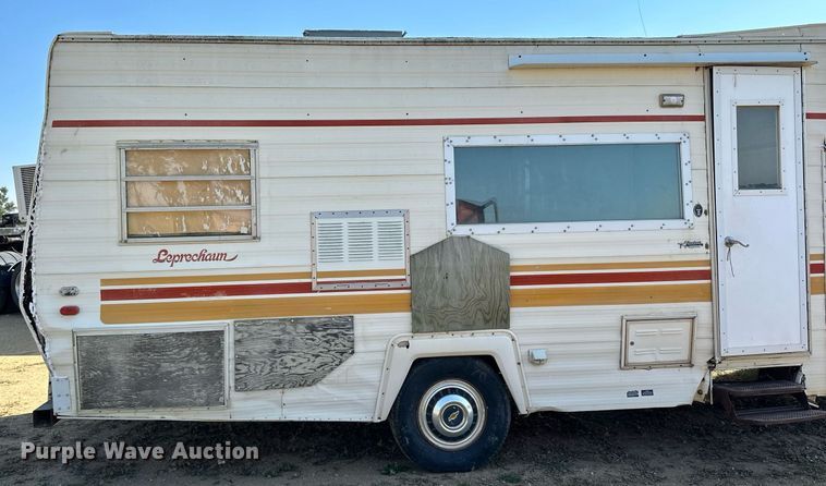 image for item LR9500 1976 Coachmen Chevy Van 30 RV