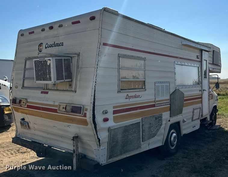 image for item LR9500 1976 Coachmen Chevy Van 30 RV