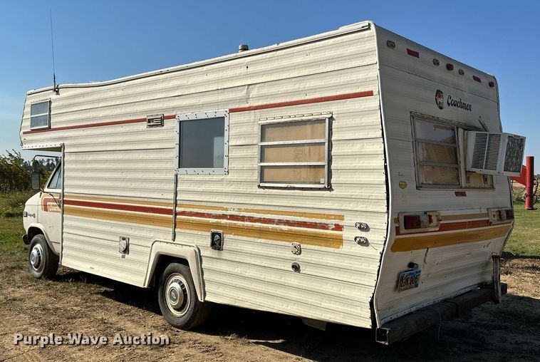 image for item LR9500 1976 Coachmen Chevy Van 30 RV