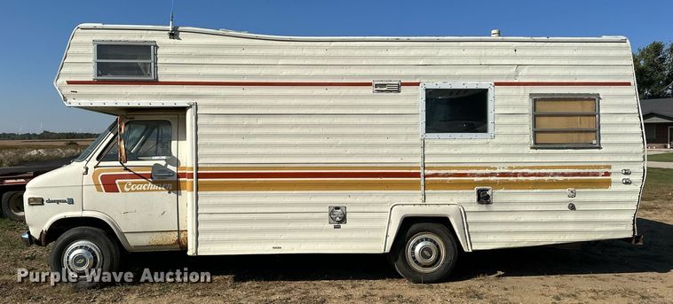image for item LR9500 1976 Coachmen Chevy Van 30 RV