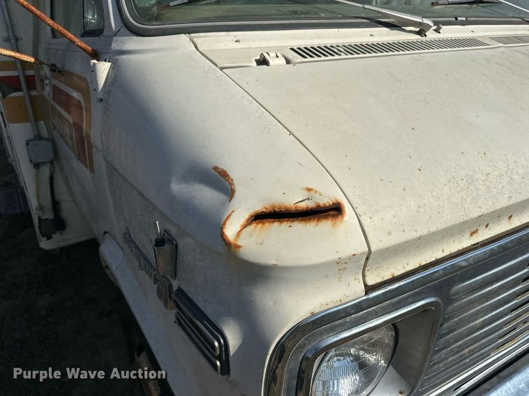 image for item LR9500 1976 Coachmen Chevy Van 30 RV