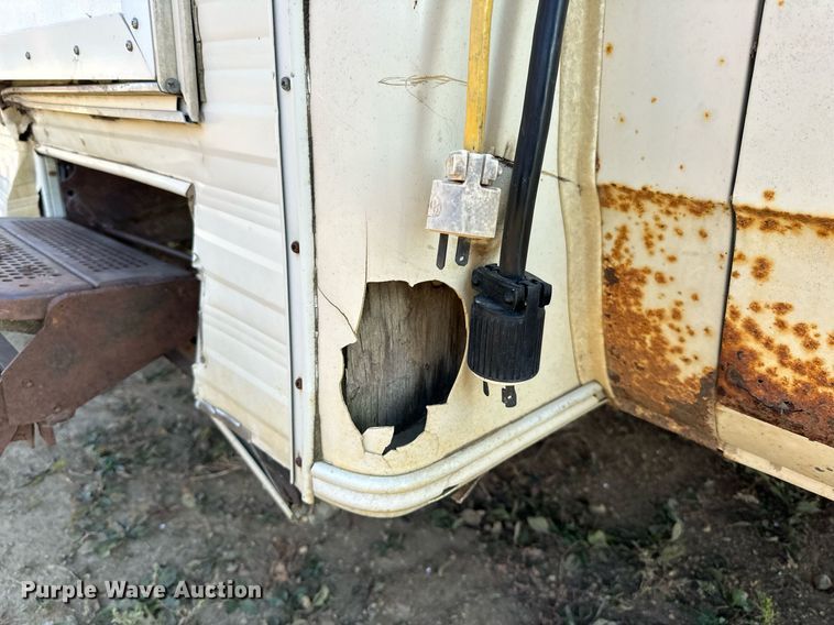 image for item LR9500 1976 Coachmen Chevy Van 30 RV