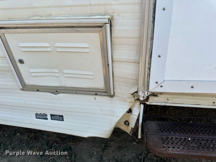 image for item LR9500 1976 Coachmen Chevy Van 30 RV