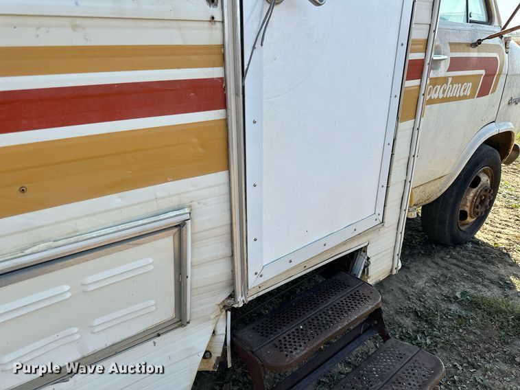 image for item LR9500 1976 Coachmen Chevy Van 30 RV