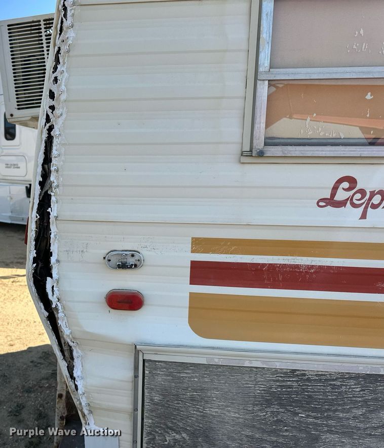 image for item LR9500 1976 Coachmen Chevy Van 30 RV