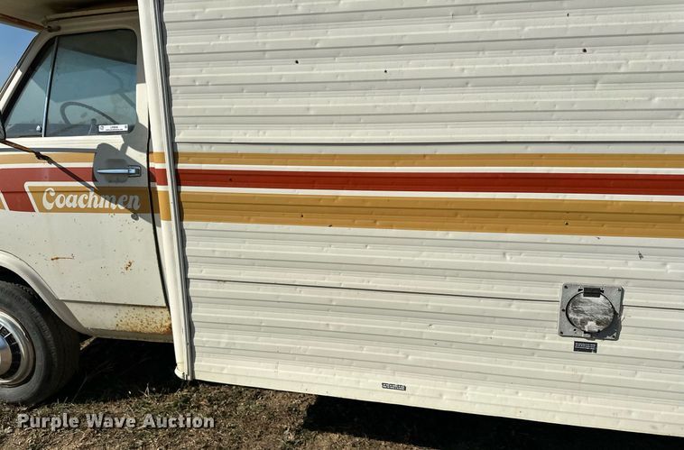image for item LR9500 1976 Coachmen Chevy Van 30 RV