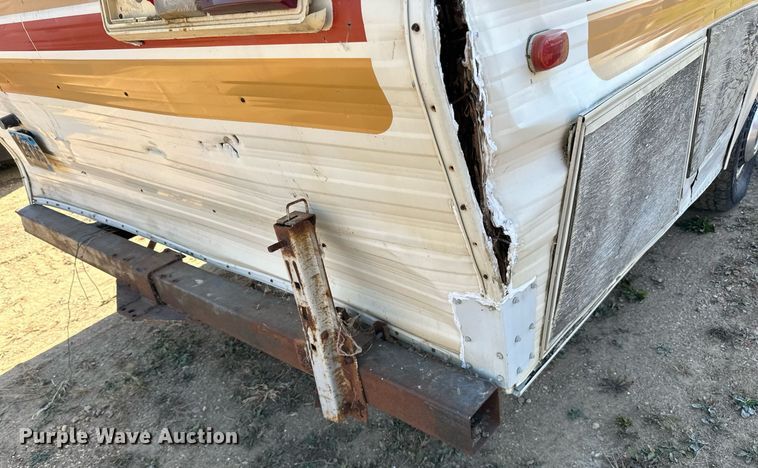 image for item LR9500 1976 Coachmen Chevy Van 30 RV