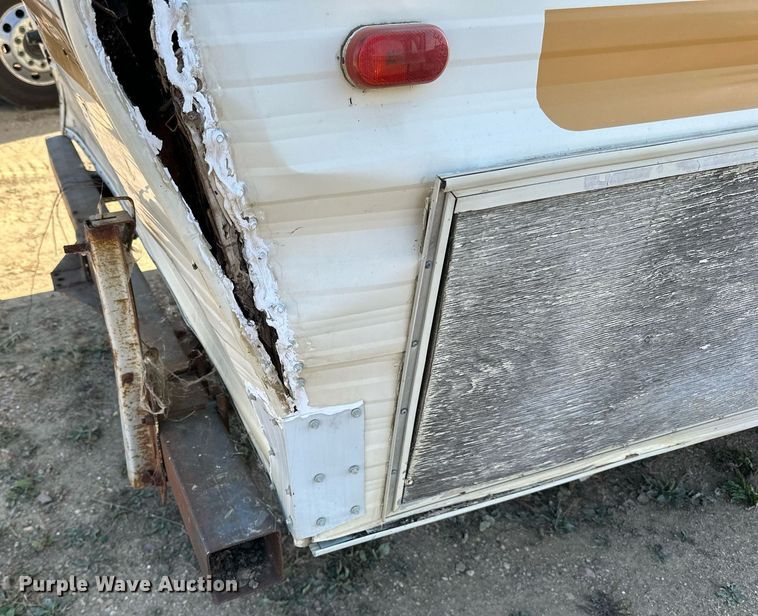 image for item LR9500 1976 Coachmen Chevy Van 30 RV