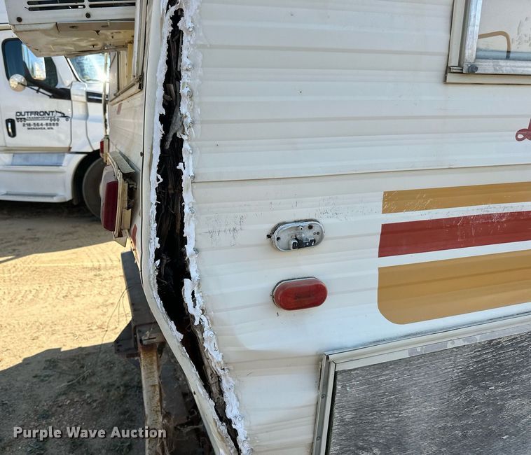 image for item LR9500 1976 Coachmen Chevy Van 30 RV