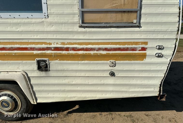 image for item LR9500 1976 Coachmen Chevy Van 30 RV