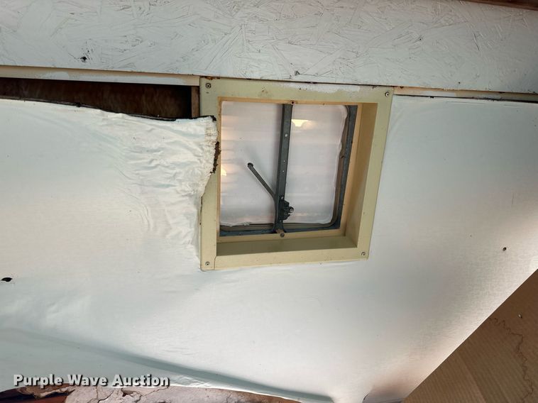 image for item LR9500 1976 Coachmen Chevy Van 30 RV