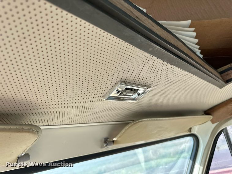 image for item LR9500 1976 Coachmen Chevy Van 30 RV