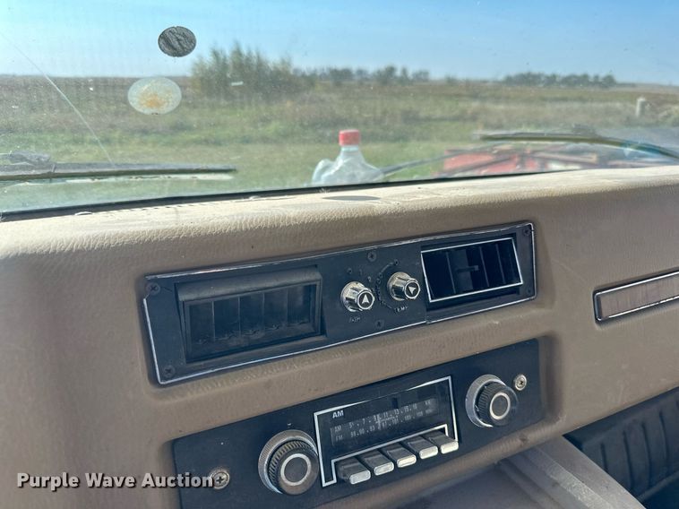 image for item LR9500 1976 Coachmen Chevy Van 30 RV