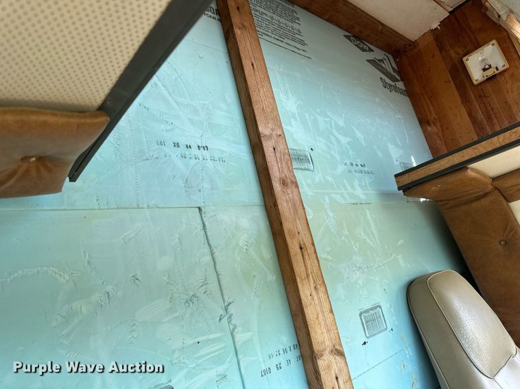 image for item LR9500 1976 Coachmen Chevy Van 30 RV