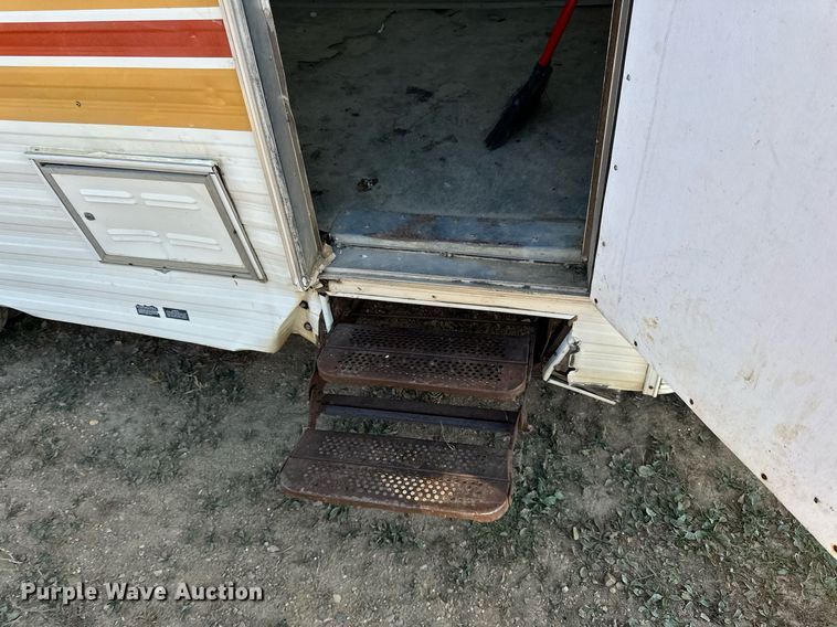 image for item LR9500 1976 Coachmen Chevy Van 30 RV