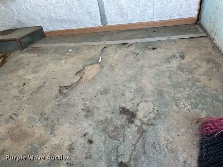 image for item LR9500 1976 Coachmen Chevy Van 30 RV