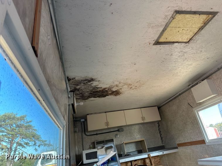 image for item LR9500 1976 Coachmen Chevy Van 30 RV