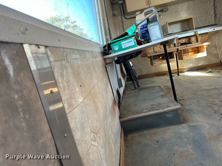 image for item LR9500 1976 Coachmen Chevy Van 30 RV