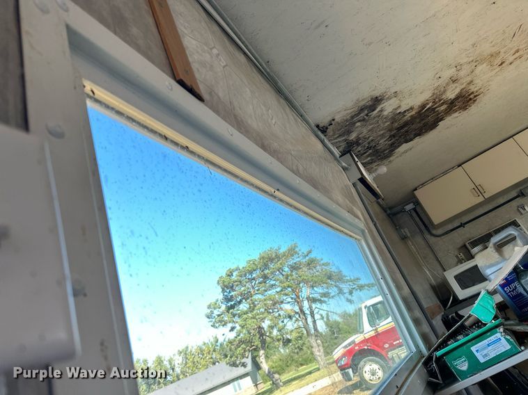 image for item LR9500 1976 Coachmen Chevy Van 30 RV