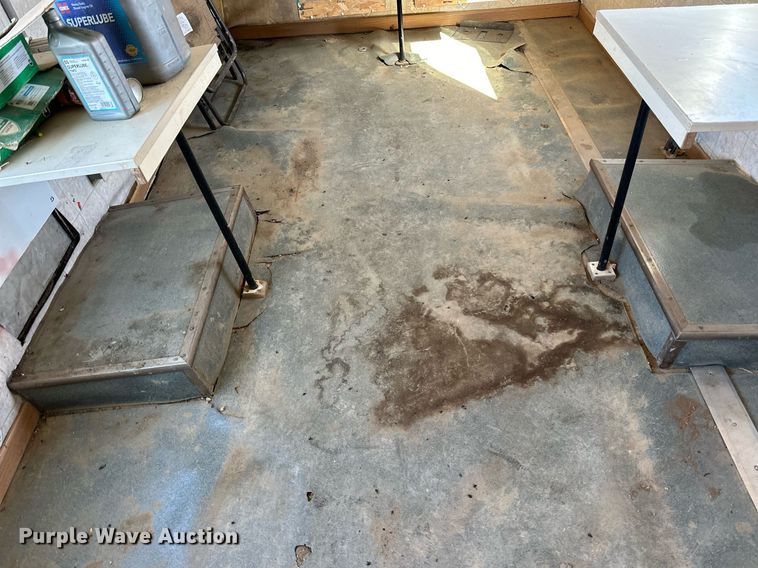 image for item LR9500 1976 Coachmen Chevy Van 30 RV