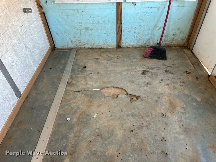 image for item LR9500 1976 Coachmen Chevy Van 30 RV