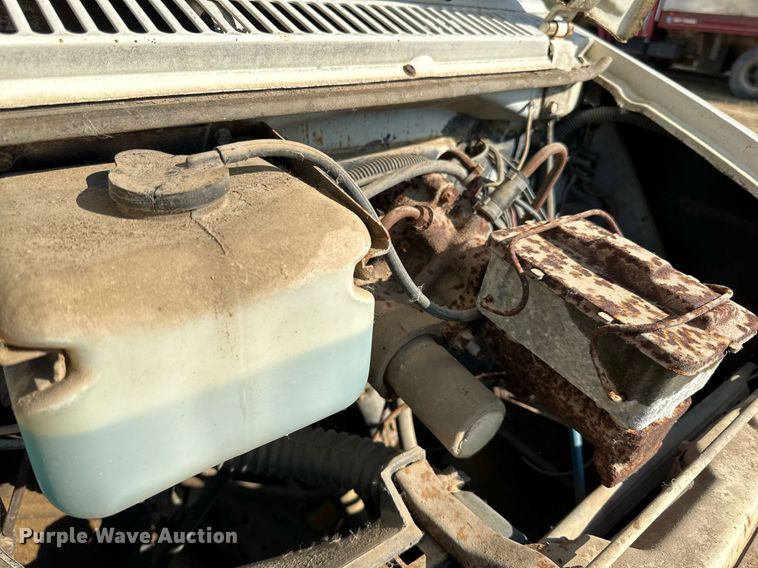 image for item LR9500 1976 Coachmen Chevy Van 30 RV