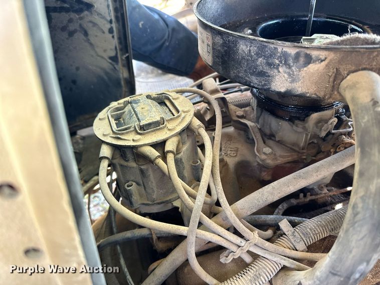 image for item LR9500 1976 Coachmen Chevy Van 30 RV