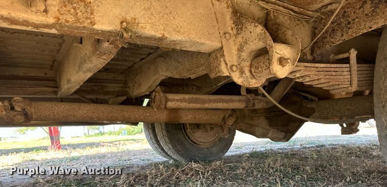 image for item LR9500 1976 Coachmen Chevy Van 30 RV