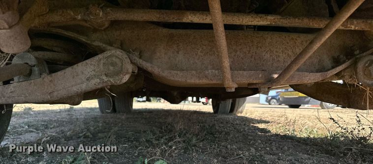 image for item LR9500 1976 Coachmen Chevy Van 30 RV