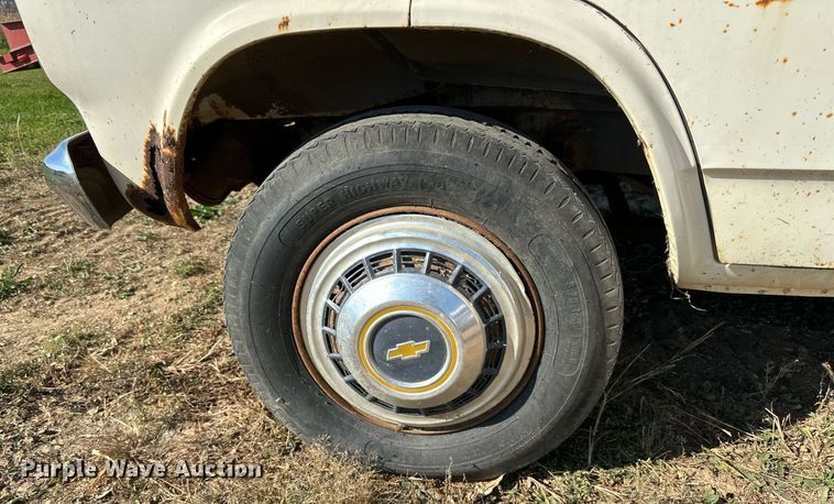 image for item LR9500 1976 Coachmen Chevy Van 30 RV