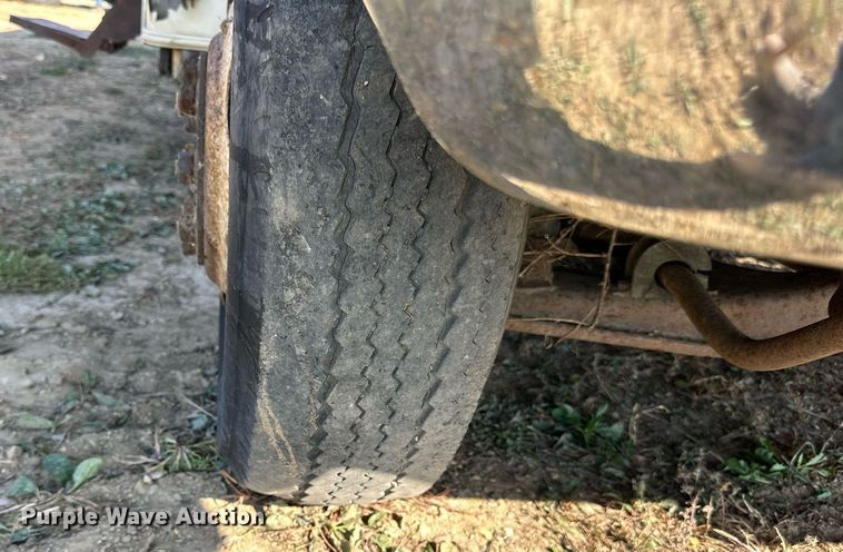 image for item LR9500 1976 Coachmen Chevy Van 30 RV