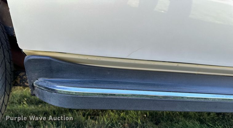 image for item LR9501 2011 GMC  Yukon Denali SUV