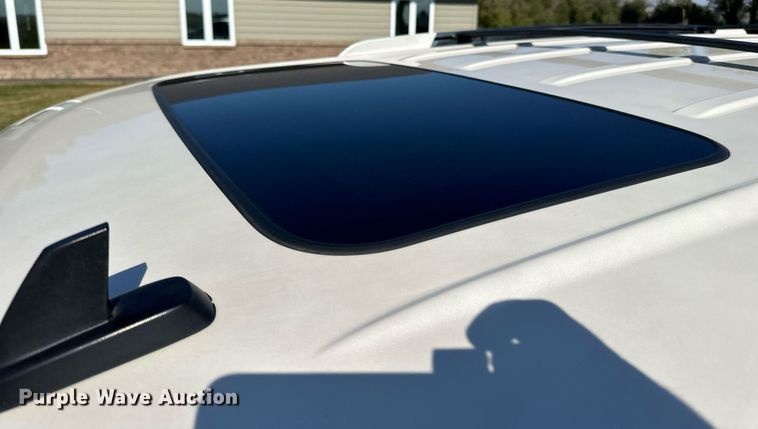 image for item LR9501 2011 GMC  Yukon Denali SUV