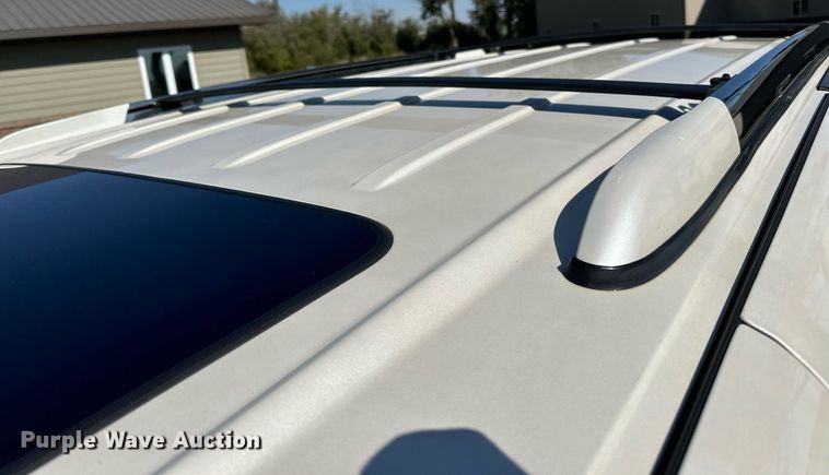 image for item LR9501 2011 GMC  Yukon Denali SUV