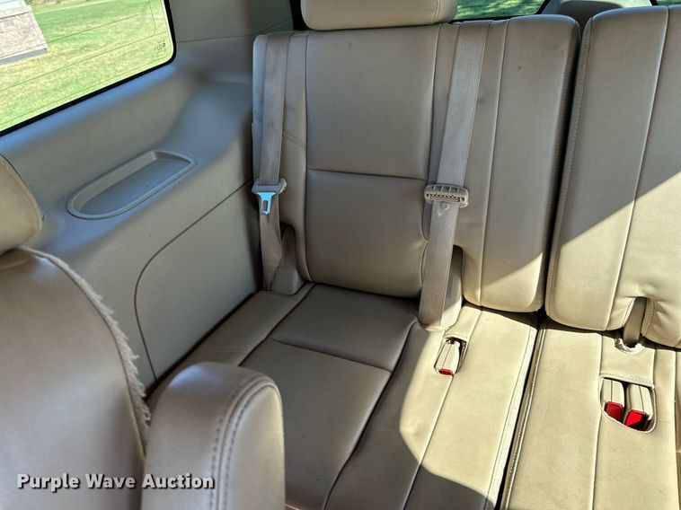 image for item LR9501 2011 GMC  Yukon Denali SUV