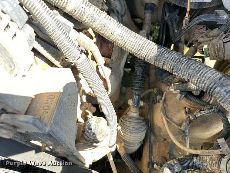 image for item LR9501 2011 GMC  Yukon Denali SUV