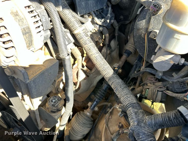 image for item LR9501 2011 GMC  Yukon Denali SUV