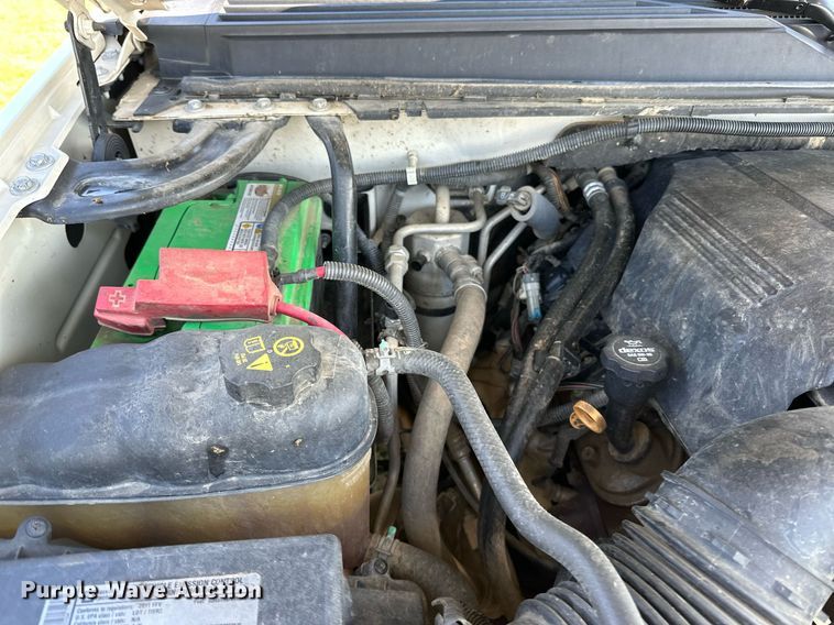 image for item LR9501 2011 GMC  Yukon Denali SUV