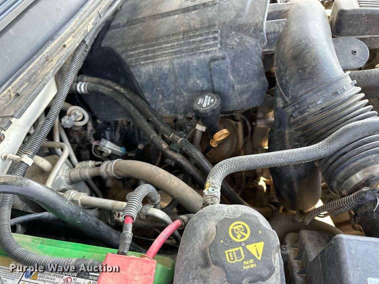 image for item LR9501 2011 GMC  Yukon Denali SUV