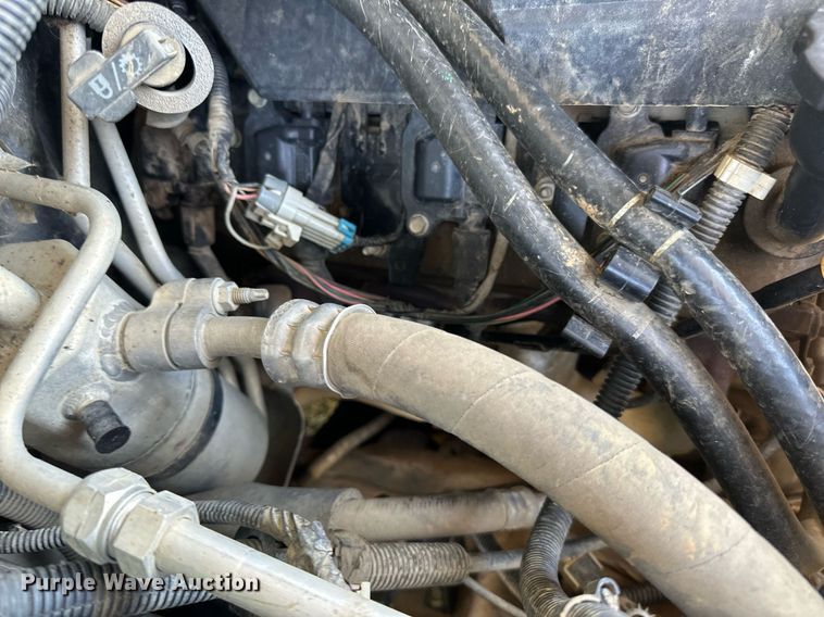 image for item LR9501 2011 GMC  Yukon Denali SUV