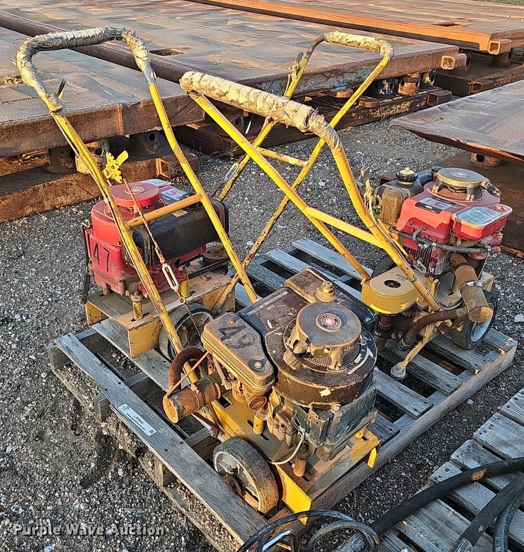 image for item LW9942 Concrete equipment 